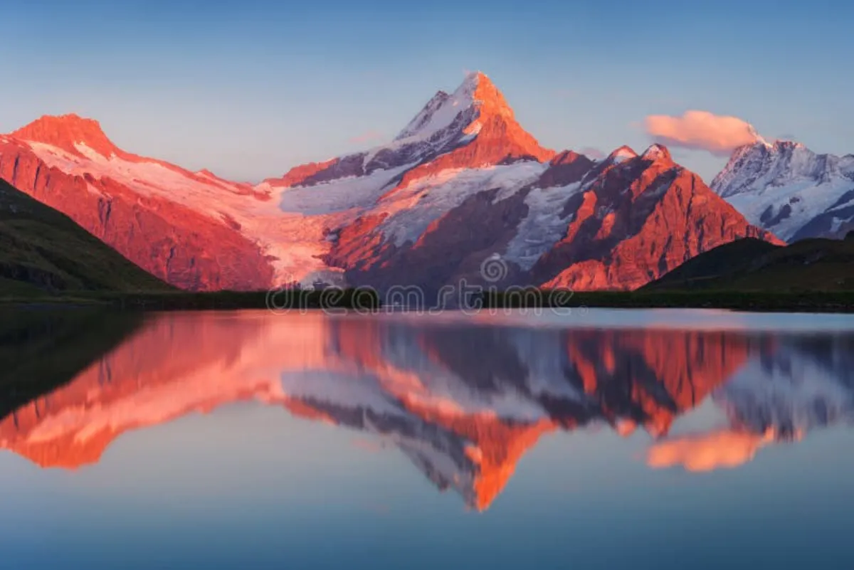 阿尔卑斯山间湖泊 - 大奶 的自然风光